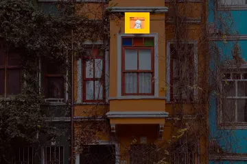 Where the detail is in the whole photo: Houses, Istanbul: a 32 × 24 px detail of the 504 × 336 px input.
