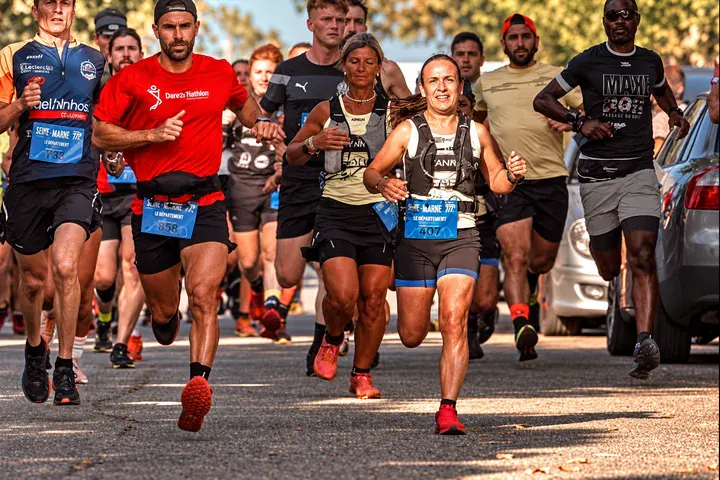 ChatGPT: the whole street race photo