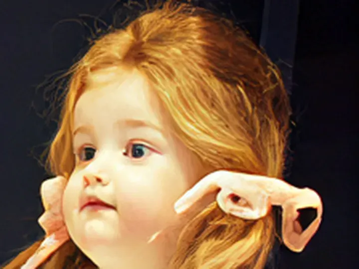 Topaz Wonder 3.5: a bisque doll's face
