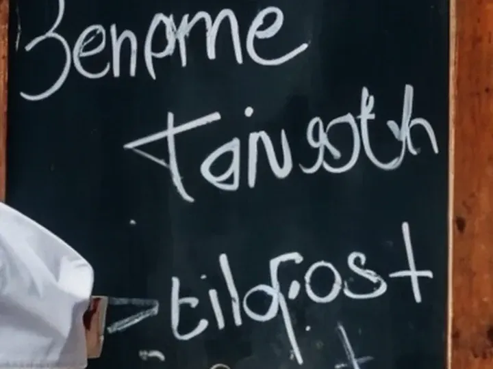 Magnific Creative: a 96 × 72 px detail of the Café menu photo