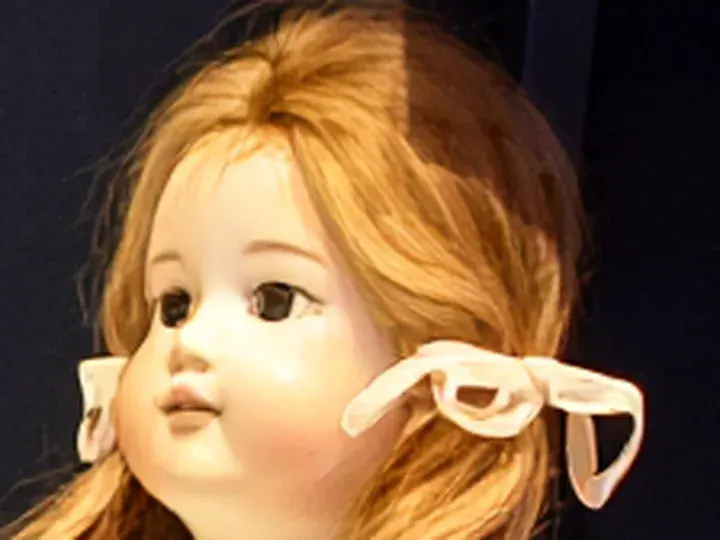 MegaPotato: a bisque doll's face